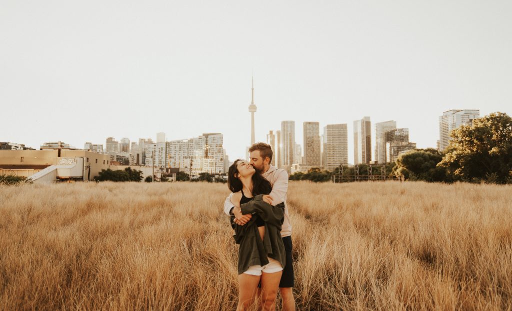 Toronto Skyline Sunrise Session - https://effieedits.com