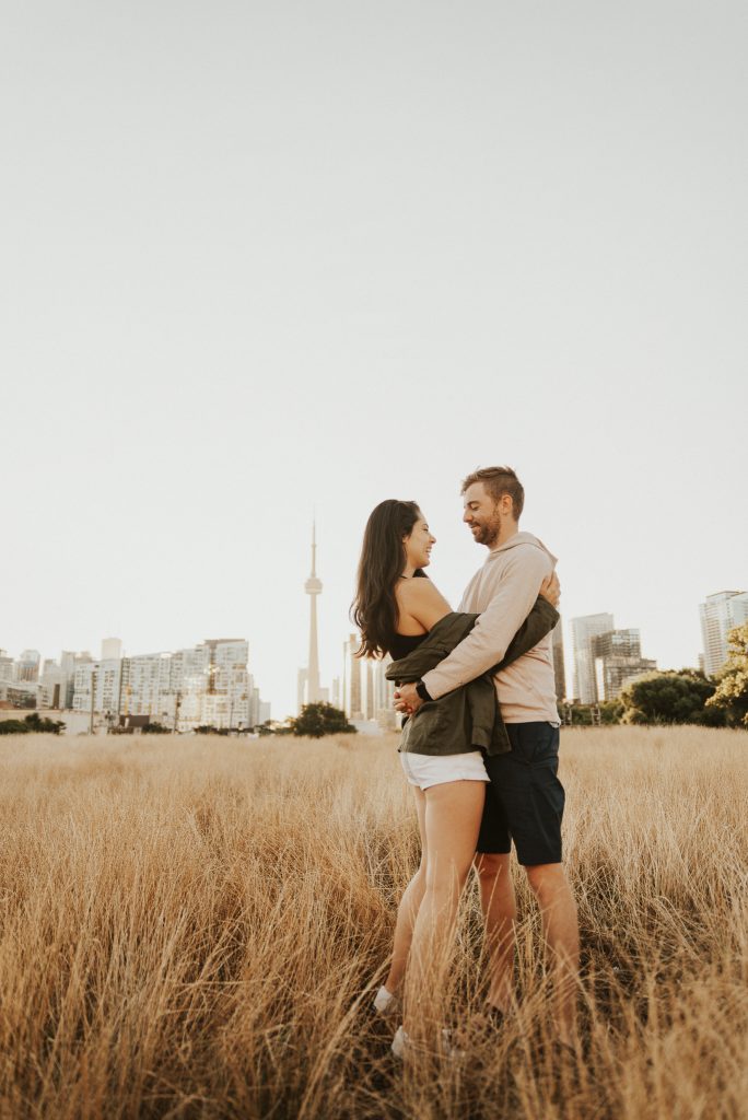 Toronto Skyline Sunrise Session - https://effieedits.com