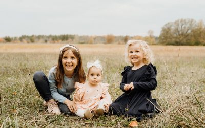 Jessica’s Family Photo Session at Bronte Creek Provincial Park