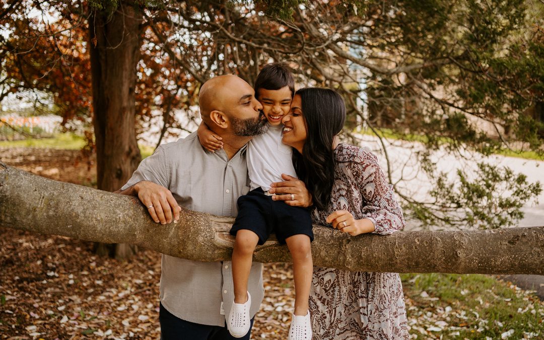 Salma’s Family Photo Session at Gairloch Gardens