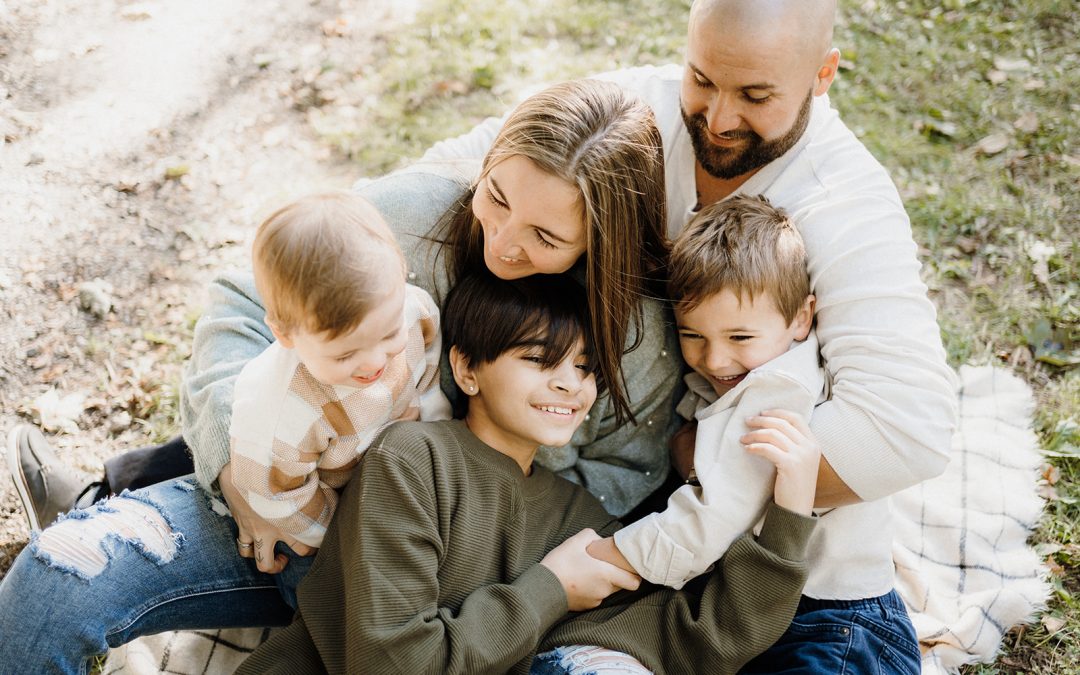 Tara’s Family Photo Session at Scotsdale Farm