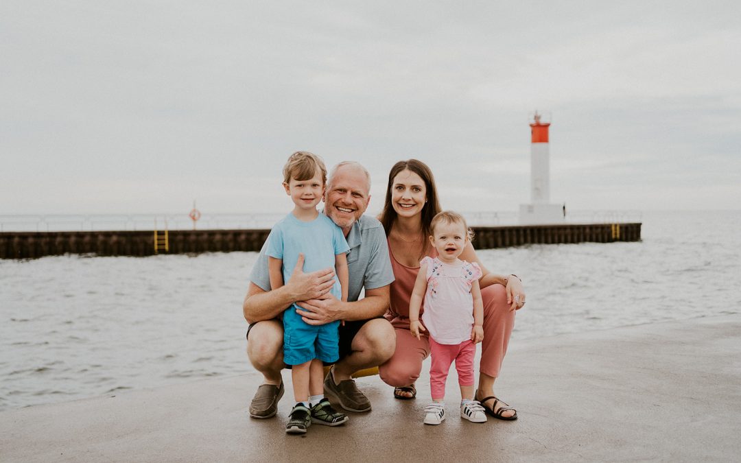 Erin + Tobin’s Family Photo Session at Tannery Park